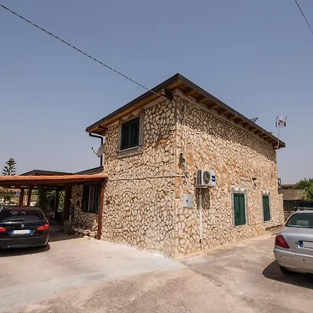 Templi La Piscina Bed and Breakfast Αγκριτζέντο